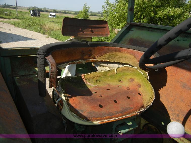 image for item D9740 1964 John Deere 3020 tractor