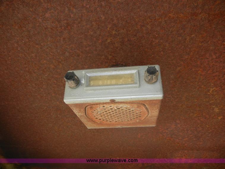 image for item D9740 1964 John Deere 3020 tractor