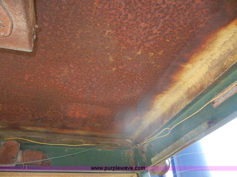 image for item D9740 1964 John Deere 3020 tractor