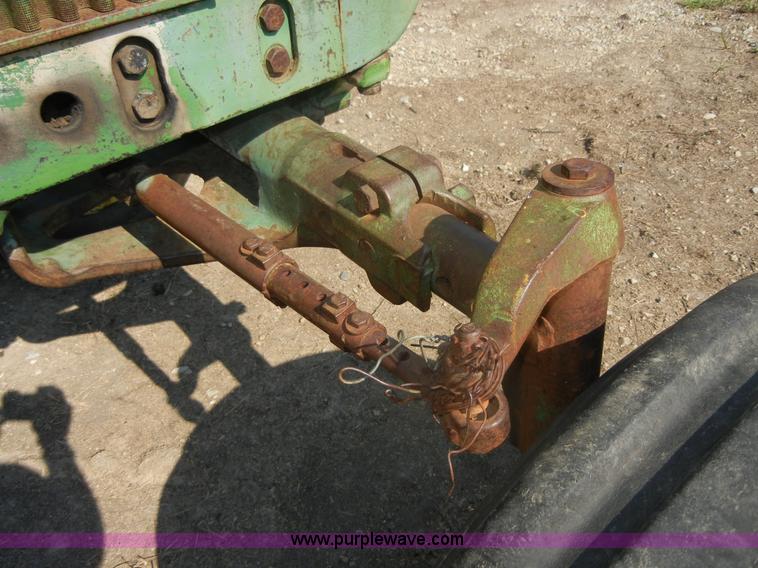 image for item D9740 1964 John Deere 3020 tractor