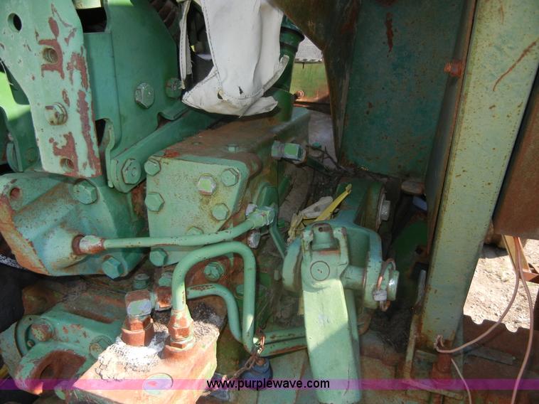 image for item D9740 1964 John Deere 3020 tractor