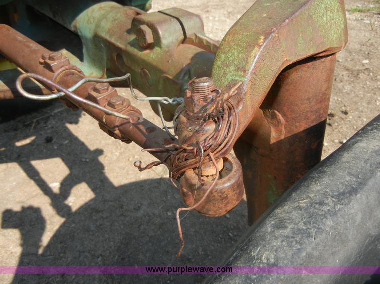 image for item D9740 1964 John Deere 3020 tractor