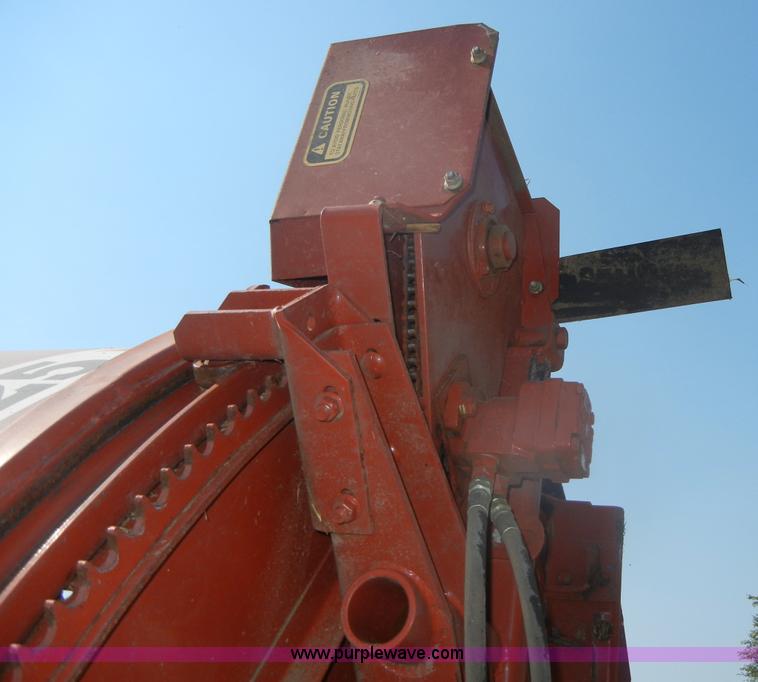 image for item D9741 Hesston BP25 hay processor