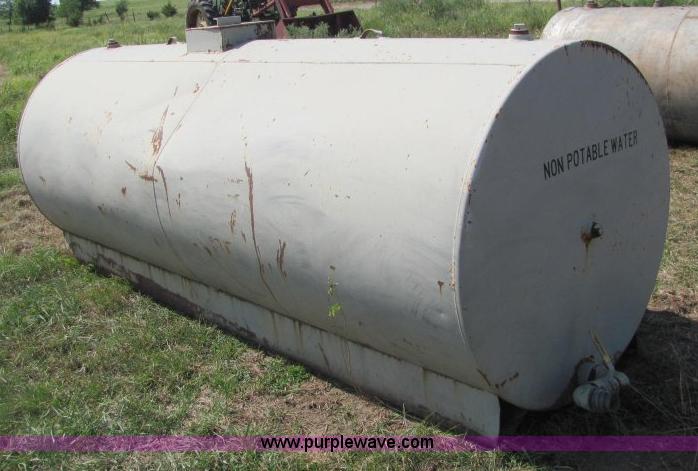 image for item F9767 1,000 gallon water tank
