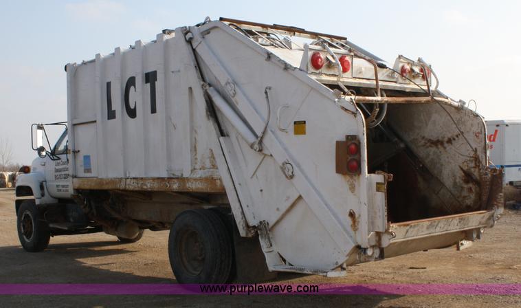 image for item 5093 1990 Chevrolet Kodiak refuse truck