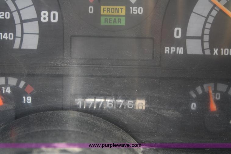 image for item 5093 1990 Chevrolet Kodiak refuse truck