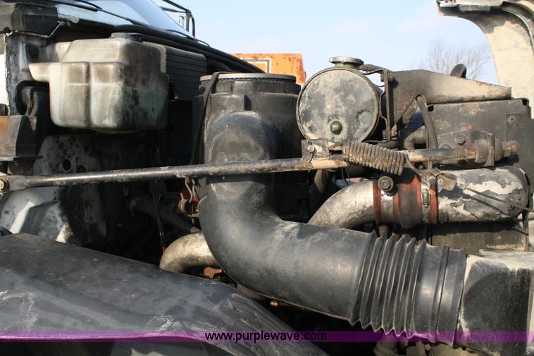 image for item 5093 1990 Chevrolet Kodiak refuse truck