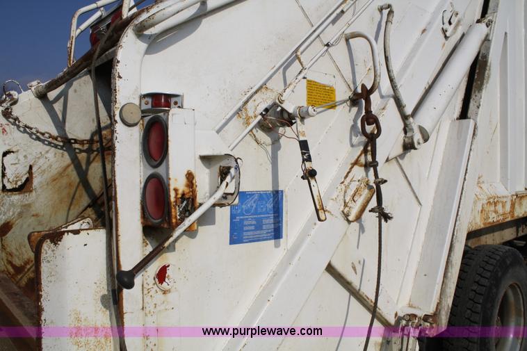 image for item 5093 1990 Chevrolet Kodiak refuse truck