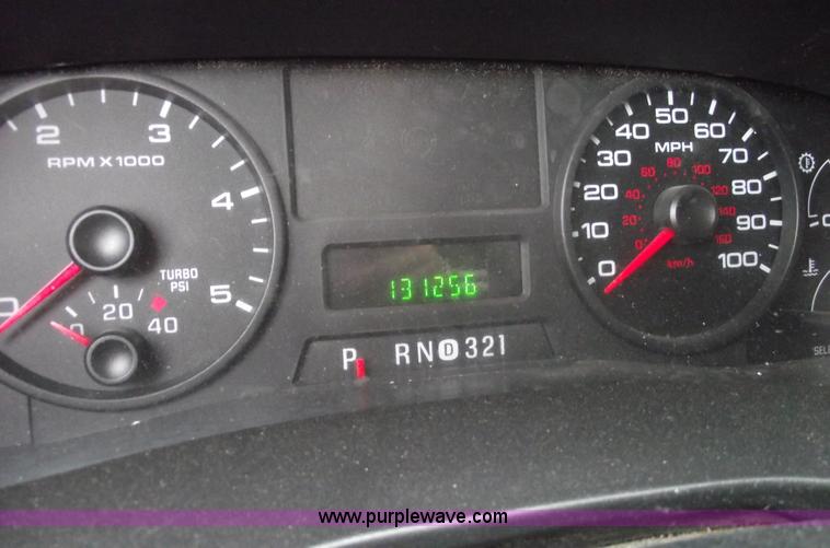 image for item 5567 2005 Ford F450 XL Super Duty dump bed pickup truck