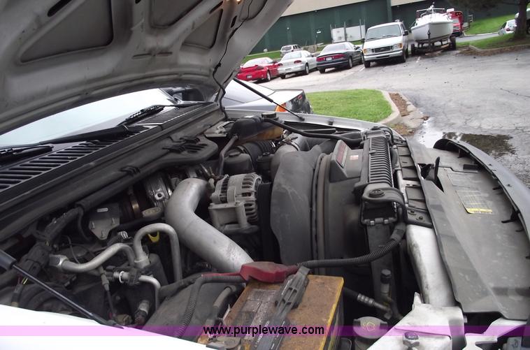 image for item 5567 2005 Ford F450 XL Super Duty dump bed pickup truck