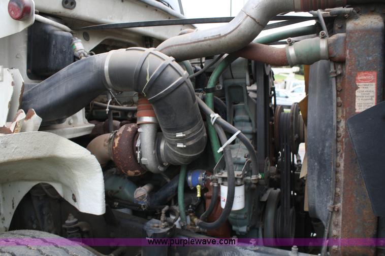 image for item A2216 1992 Freightliner FLC112 crane truck