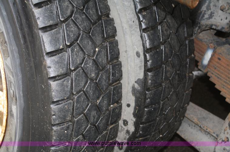 image for item A2216 1992 Freightliner FLC112 crane truck