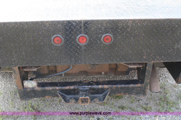 image for item A2259 2005 Ford F450 Super Duty extended cab pickup truck