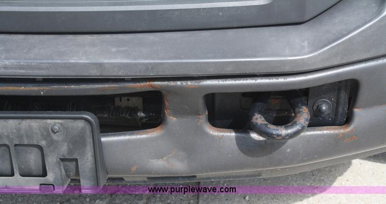 image for item A2259 2005 Ford F450 Super Duty extended cab pickup truck