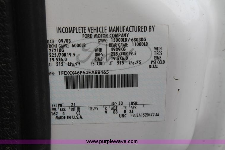 image for item A2260 2004 Ford F450 Super Duty extended cab pickup truck