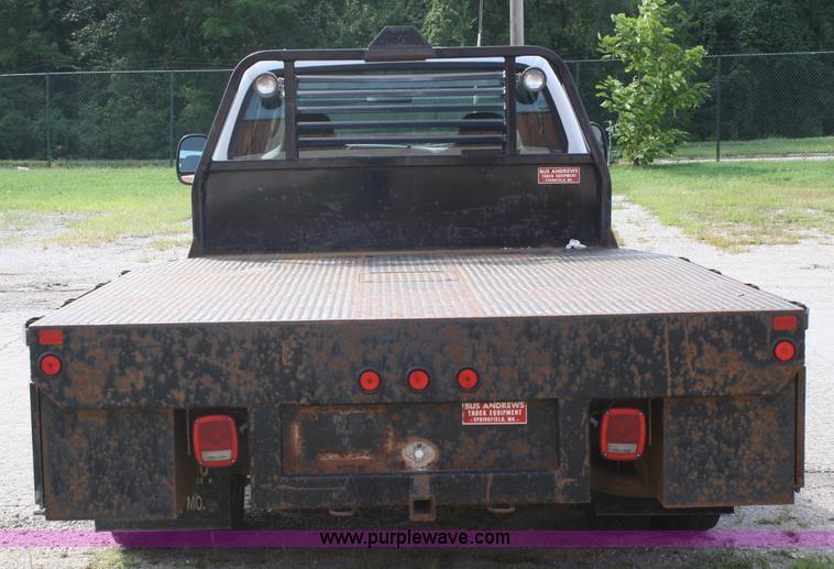 image for item A2261 2005 Ford F450 Super Duty extended cab pickup truck