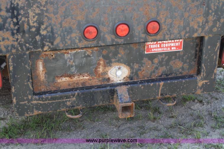 image for item A2261 2005 Ford F450 Super Duty extended cab pickup truck