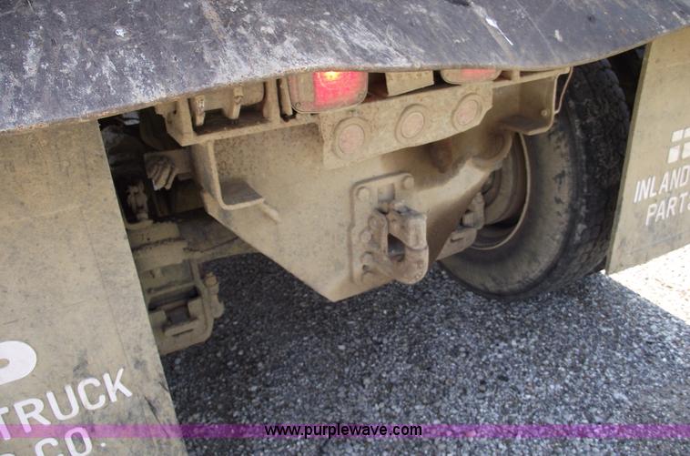 image for item A4033 1992 Mack CH613 dump truck