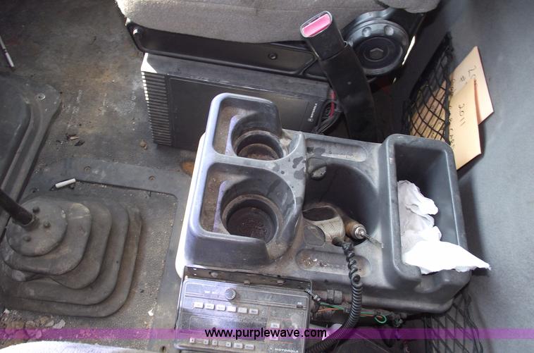 image for item A4034 1999 Sterling L7501 flatbed truck