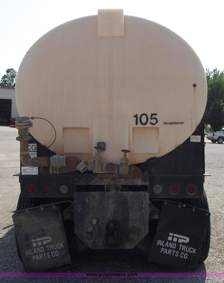image for item A4035 1990 International 8300 water truck