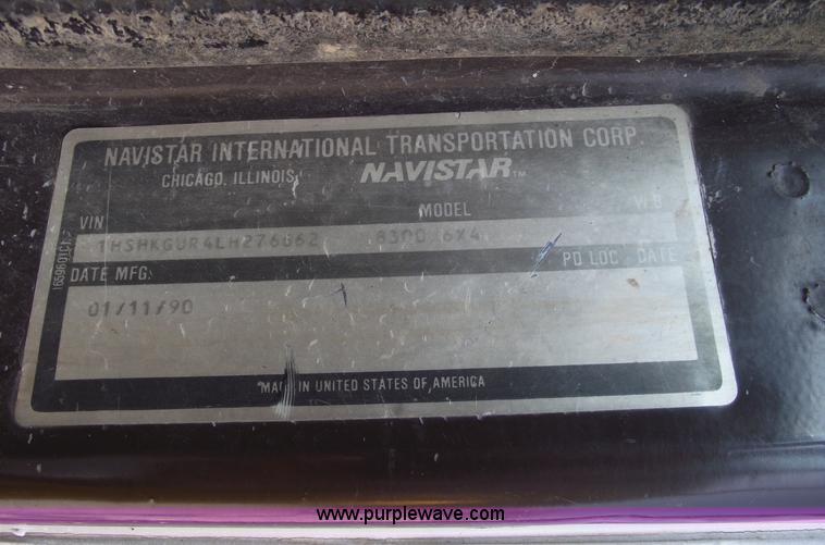 image for item A4035 1990 International 8300 water truck