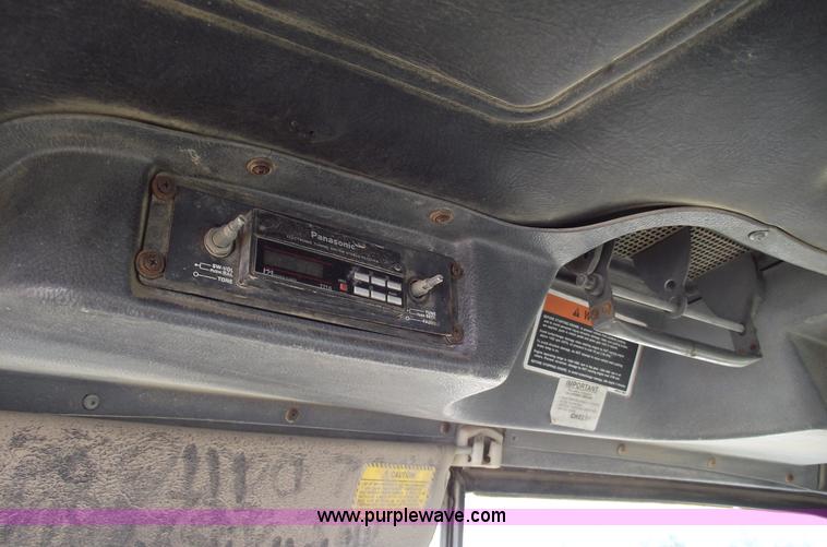 image for item A4036 1989 Mack R688ST water truck