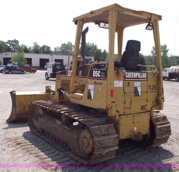 image for item A4037 1999 Caterpillar D5C XL Series III dozer