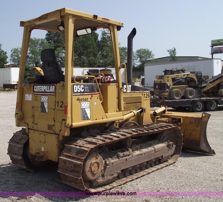 image for item A4037 1999 Caterpillar D5C XL Series III dozer