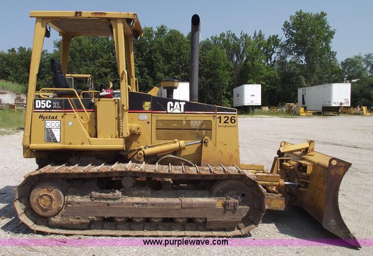 image for item A4037 1999 Caterpillar D5C XL Series III dozer