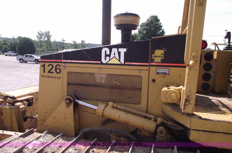 image for item A4037 1999 Caterpillar D5C XL Series III dozer