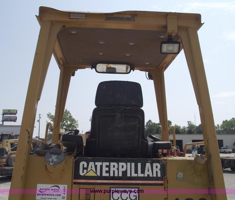 image for item A4037 1999 Caterpillar D5C XL Series III dozer