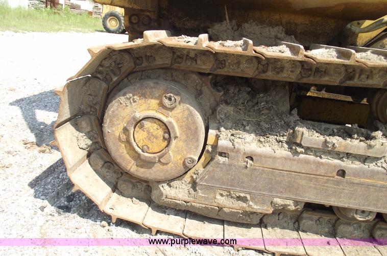 image for item A4037 1999 Caterpillar D5C XL Series III dozer