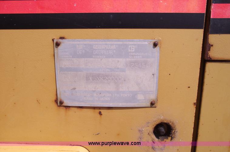 image for item A4037 1999 Caterpillar D5C XL Series III dozer