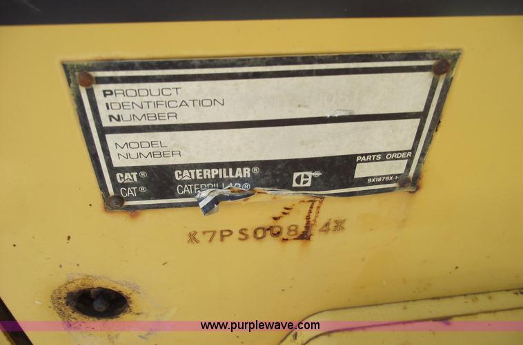 image for item A4037 1999 Caterpillar D5C XL Series III dozer