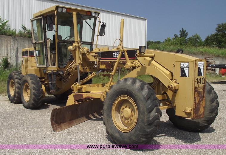 image for item A4038 1996 Caterpillar 135H motor grader