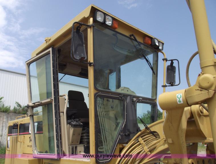 image for item A4038 1996 Caterpillar 135H motor grader