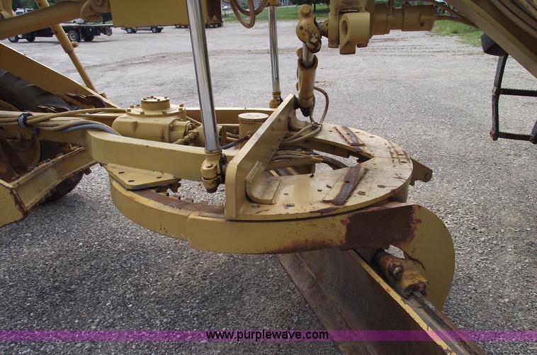 image for item A4038 1996 Caterpillar 135H motor grader