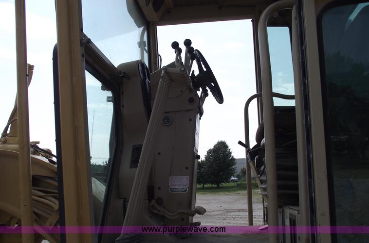 image for item A4038 1996 Caterpillar 135H motor grader