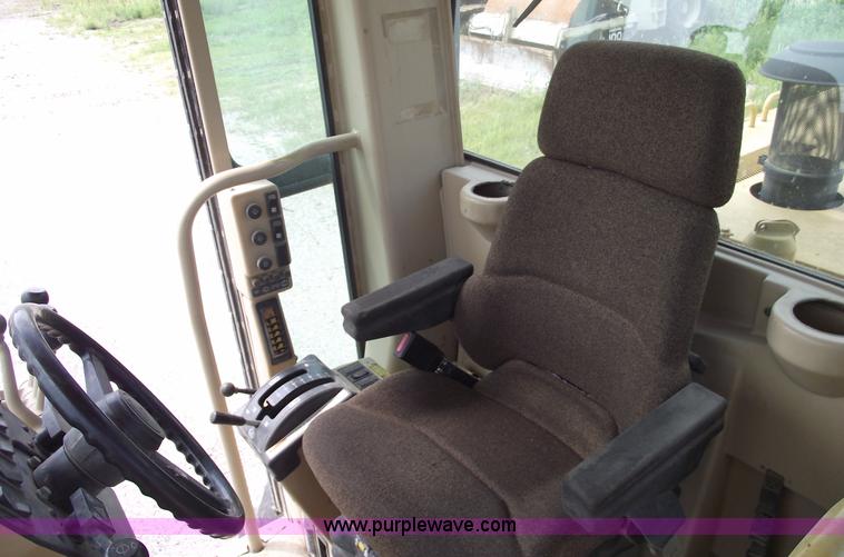 image for item A4038 1996 Caterpillar 135H motor grader