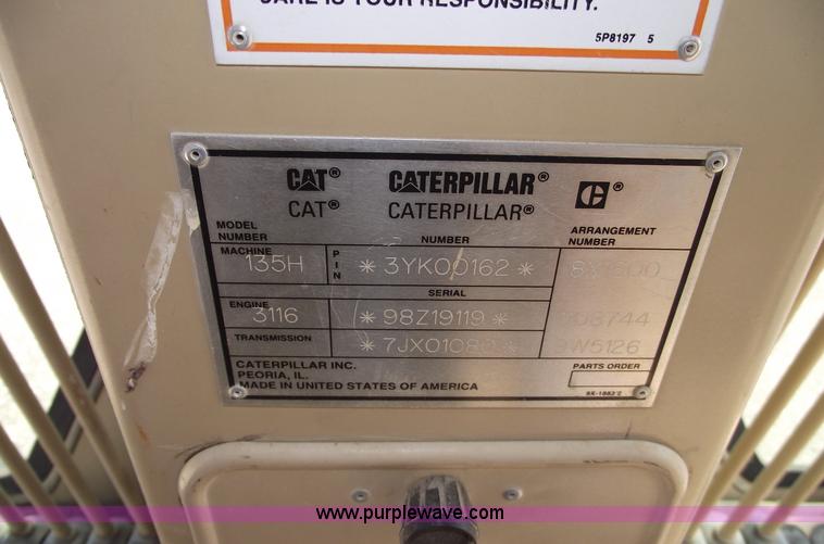 image for item A4038 1996 Caterpillar 135H motor grader