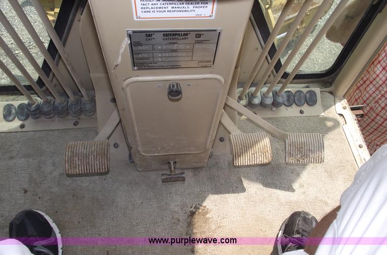 image for item A4038 1996 Caterpillar 135H motor grader