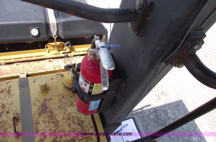 image for item A4039 1998 Caterpillar CB634C double drum vibratory roller