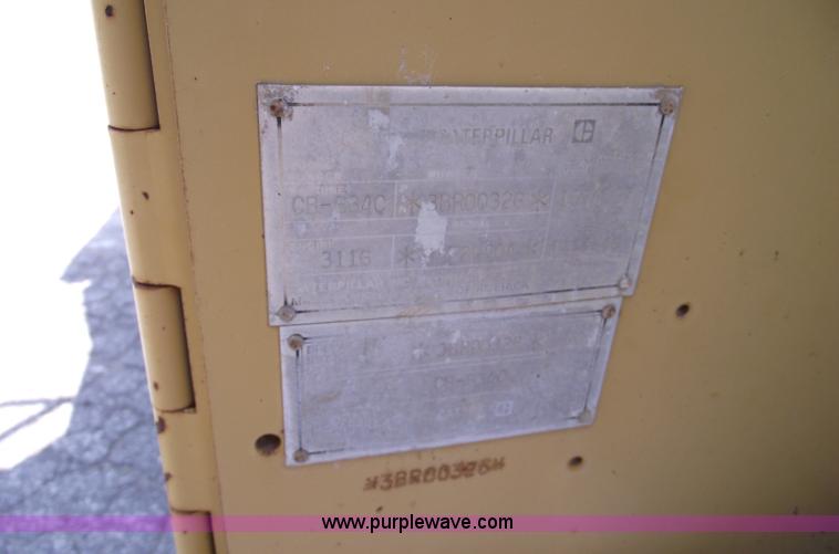 image for item A4039 1998 Caterpillar CB634C double drum vibratory roller