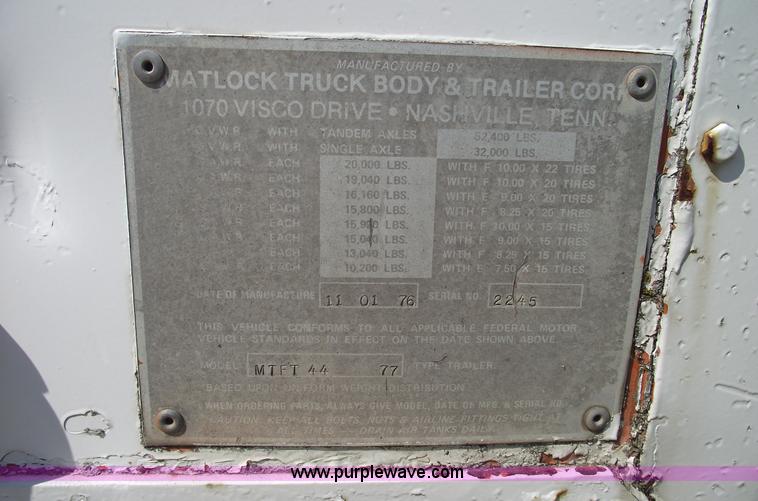 image for item A4046 1977 Matlock 44' moving van trailer