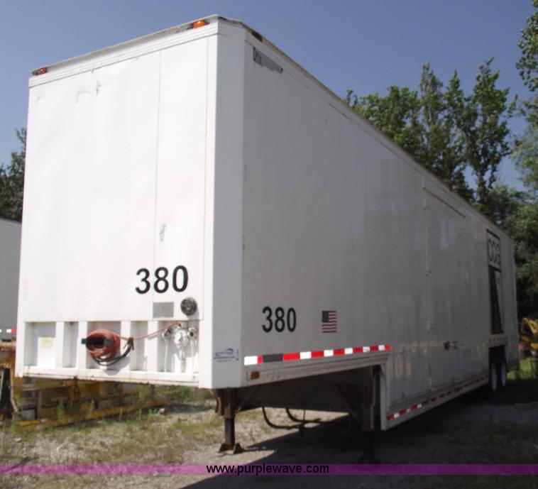 1983 Kentucky moving van trailer in Columbia, MO Item A4047 sold Purple Wave