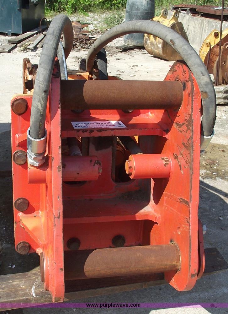 image for item A4048 2005 NPK 16X hydraulic breaker