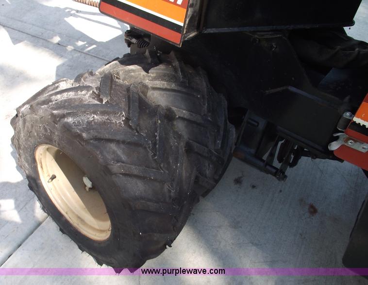 image for item A4067 2004 Ditch Witch 410SX vibratory plow
