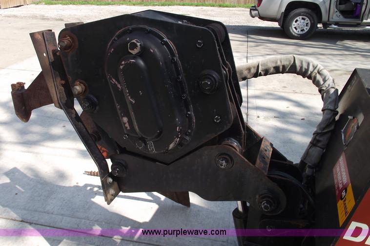 image for item A4067 2004 Ditch Witch 410SX vibratory plow