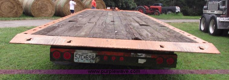 image for item A4097 1994 Landoll Hauloll 31' trailer