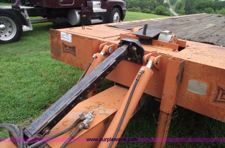 image for item A4097 1994 Landoll Hauloll 31' trailer